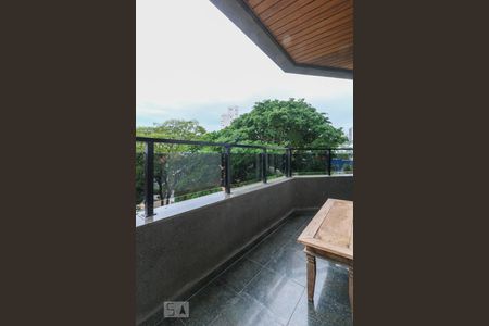 Apartamento à venda com 279m², 4 quartos e 4 vagas Apartamento à venda com 279m², 4 quartos e 4 vagasEscritório - Quarto
