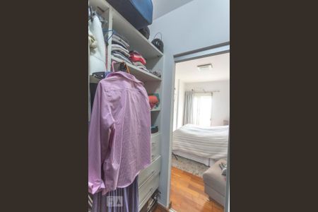 Apartamento à venda com 128m², 3 quartos e 3 vagasCloset