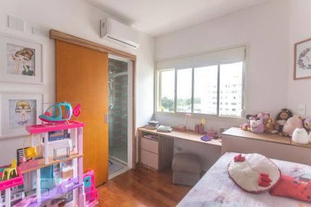Apartamento à venda com 128m², 3 quartos e 3 vagasSuíte 2
