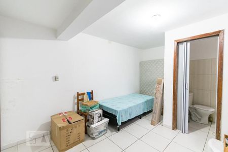 Casa à venda com 150m², 2 quartos e 2 vagas Casa à venda com 150m², 2 quartos e 2 vagasSala/Quarto da Edícula