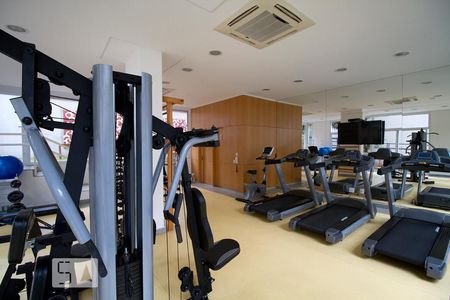 Studio para alugar com 38m², 1 quarto e 1 vaga Studio para alugar com 38m², 1 quarto e 1 vagaAcademia