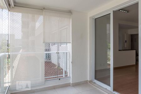 Sacada de apartamento para alugar com 3 quartos, 69m² em Vila Anastácio, São Paulo