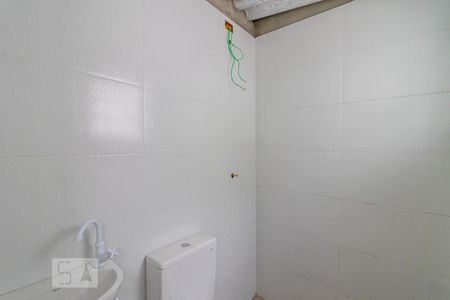 Banheiro  de casa para alugar com 1 quarto, 40m² em Cambuci, São Paulo