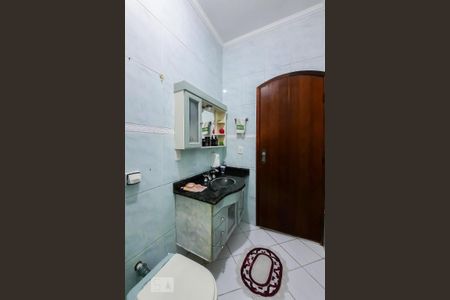 Casa à venda com 155m², 3 quartos e 2 vagas Casa à venda com 155m², 3 quartos e 2 vagasBanheiro Social