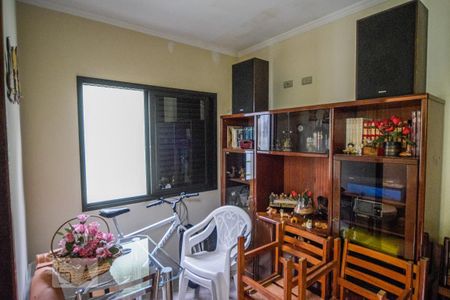 Casa à venda com 150m², 3 quartos e 4 vagas Casa à venda com 150m², 3 quartos e 4 vagasQuarto de Serviço