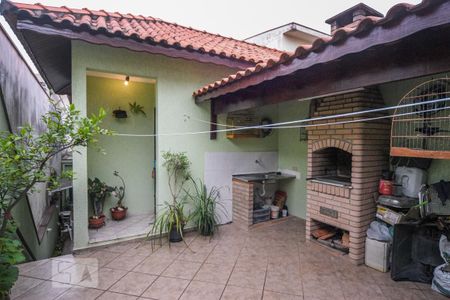 Casa à venda com 150m², 3 quartos e 4 vagas Casa à venda com 150m², 3 quartos e 4 vagasÁrea de Churrasqueira