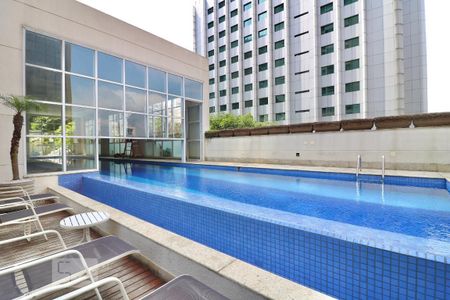 Apartamento à venda com 66m², 2 quartos e 1 vaga Apartamento à venda com 66m², 2 quartos e 1 vagaÁrea comum - Piscina