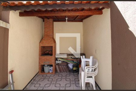 Casa de condomínio à venda com 84m², 3 quartos e 2 vagasÁrea comum - Churrasqueira