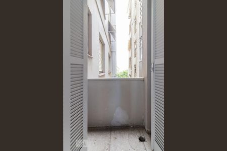 Apartamento à venda com 89m², 3 quartos e sem vaga Apartamento à venda com 89m², 3 quartos e sem vagaSacada