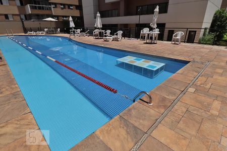 Apartamento para alugar com 84m², 3 quartos e 2 vagasÁrea comum - Piscina