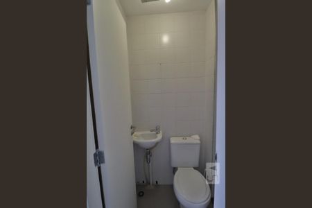 Apartamento para alugar com 84m², 3 quartos e 2 vagasBanheiro de Serviço