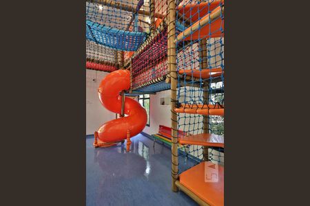 Apartamento para alugar com 84m², 3 quartos e 2 vagasÁrea Comum - Playground