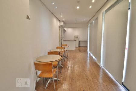 Apartamento para alugar com 84m², 3 quartos e 2 vagasHall social