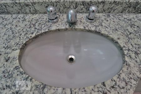 Apartamento para alugar com 84m², 3 quartos e 2 vagasBanheiro da Suíte