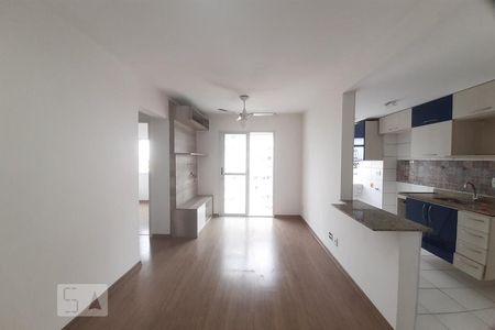 Sala de apartamento à venda com 2 quartos, 53m² em Del Castilho, Rio de Janeiro