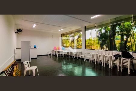 Apartamento à venda com 75m², 2 quartos e 1 vagaÁrea comum - Salão de Festas