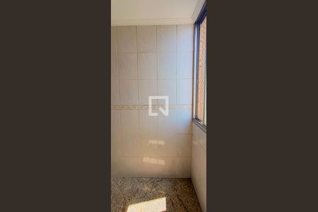 Apartamento à venda com 75m², 2 quartos e 1 vagaÁrea de Serviço