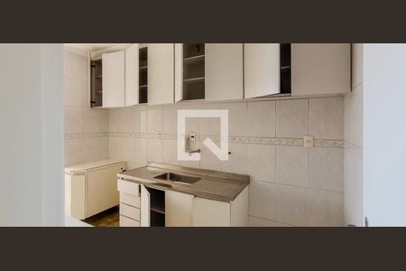 Apartamento à venda com 75m², 2 quartos e 1 vagaCozinha