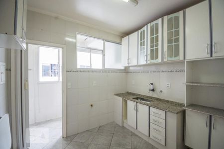 Apartamento à venda com 113m², 3 quartos e 1 vaga Apartamento à venda com 113m², 3 quartos e 1 vagaCozinha