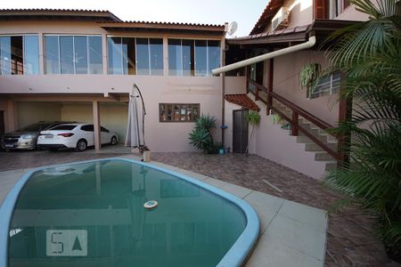 Casa à venda com 420m², 3 quartos e 3 vagasÁrea comum - Piscina