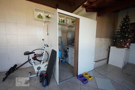 Casa à venda com 420m², 3 quartos e 3 vagasÁrea de Serviço