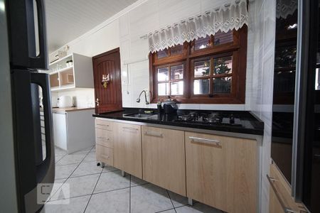 Casa à venda com 420m², 3 quartos e 3 vagasCozinha