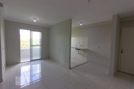Sala de apartamento para alugar com 2 quartos, 53m² em Jardim Colibri, Cotia