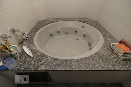 Apartamento à venda com 189m², 3 quartos e 3 vagas Apartamento à venda com 189m², 3 quartos e 3 vagasBanheiro do Quarto 3