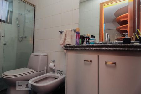 Apartamento à venda com 189m², 3 quartos e 3 vagas Apartamento à venda com 189m², 3 quartos e 3 vagasBanheiro do Quarto 1