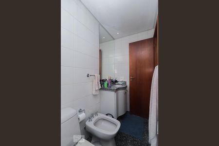 Apartamento à venda com 189m², 3 quartos e 3 vagas Apartamento à venda com 189m², 3 quartos e 3 vagasBanheiro do Quarto 1