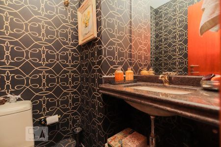 Apartamento à venda com 189m², 3 quartos e 3 vagas Apartamento à venda com 189m², 3 quartos e 3 vagasLavabo