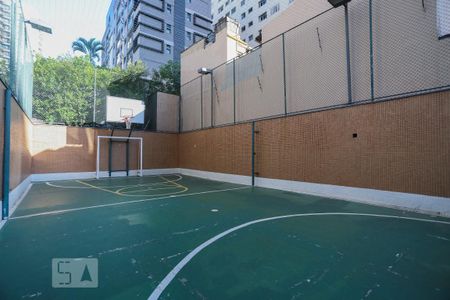 Apartamento à venda com 189m², 3 quartos e 3 vagas Apartamento à venda com 189m², 3 quartos e 3 vagasQuadra