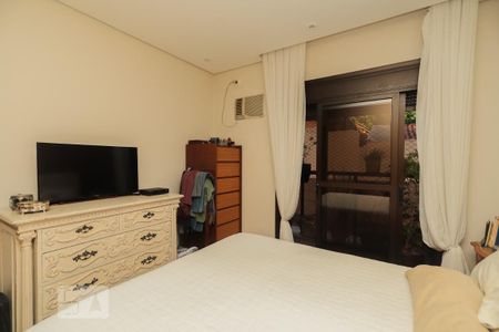 Apartamento à venda com 189m², 3 quartos e 3 vagas Apartamento à venda com 189m², 3 quartos e 3 vagasQuarto 3 - Suíte