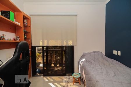 Apartamento à venda com 189m², 3 quartos e 3 vagas Apartamento à venda com 189m², 3 quartos e 3 vagasQuarto 1 - Suíte