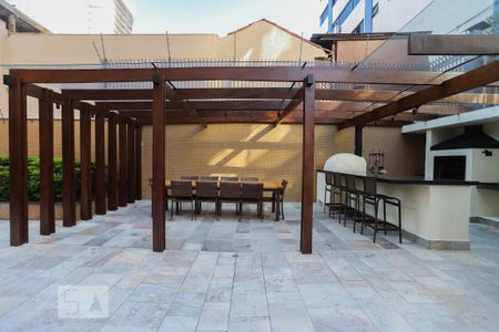 Apartamento à venda com 189m², 3 quartos e 3 vagas Apartamento à venda com 189m², 3 quartos e 3 vagasChurrasqueira