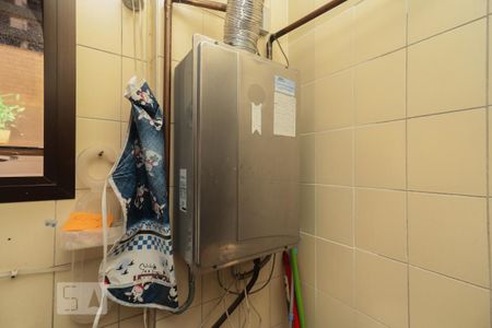 Apartamento à venda com 189m², 3 quartos e 3 vagas Apartamento à venda com 189m², 3 quartos e 3 vagasÁrea de Serviço