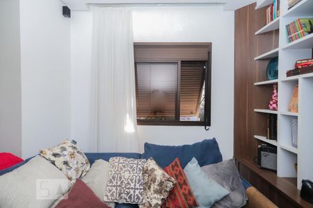 Apartamento à venda com 189m², 3 quartos e 3 vagas Apartamento à venda com 189m², 3 quartos e 3 vagasSala de TV