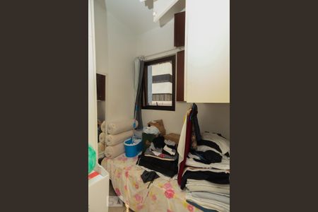Apartamento à venda com 189m², 3 quartos e 3 vagas Apartamento à venda com 189m², 3 quartos e 3 vagasQuarto de Serviço