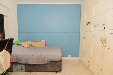 Apartamento à venda com 189m², 3 quartos e 3 vagas Apartamento à venda com 189m², 3 quartos e 3 vagasQuarto 2 - Suíte