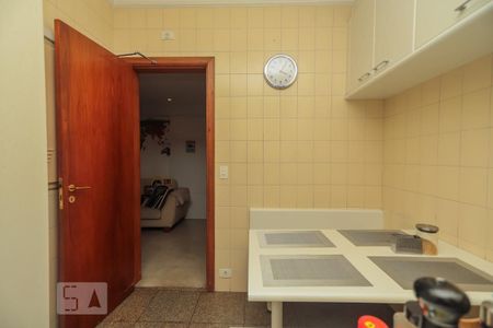 Apartamento à venda com 189m², 3 quartos e 3 vagas Apartamento à venda com 189m², 3 quartos e 3 vagasCozinha
