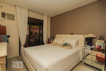 Apartamento à venda com 189m², 3 quartos e 3 vagas Apartamento à venda com 189m², 3 quartos e 3 vagasQuarto 3 - Suíte