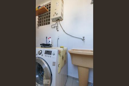 Apartamento à venda com 144m², 3 quartos e 3 vagas Apartamento à venda com 144m², 3 quartos e 3 vagasArea de serviço