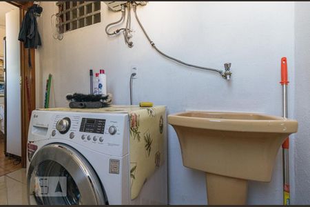 Apartamento à venda com 144m², 3 quartos e 3 vagas Apartamento à venda com 144m², 3 quartos e 3 vagasArea de serviço