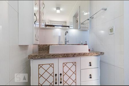 Apartamento à venda com 144m², 3 quartos e 3 vagas Apartamento à venda com 144m², 3 quartos e 3 vagasBanheiro da Suíte