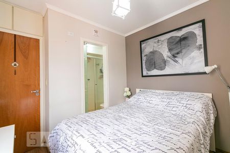 Suíte de apartamento à venda com 3 quartos, 75m² em Vila Gomes Cardim, São Paulo