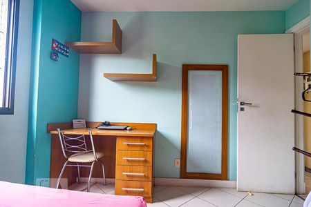 Apartamento à venda com 99m², 3 quartos e 2 vagasQuarto 2