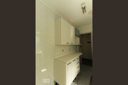 Apartamento à venda com 67m², 2 quartos e sem vaga Apartamento à venda com 67m², 2 quartos e sem vagaCozinha