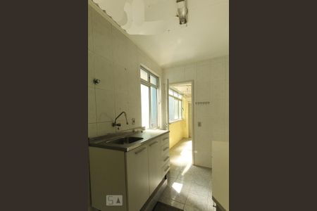 Apartamento à venda com 67m², 2 quartos e sem vaga Apartamento à venda com 67m², 2 quartos e sem vagaCozinha