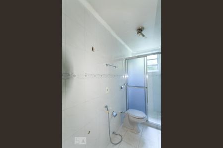 Apartamento à venda com 67m², 2 quartos e sem vaga Apartamento à venda com 67m², 2 quartos e sem vagaBanheiro