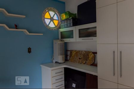 Casa à venda com 165m², 3 quartos e 2 vagas Casa à venda com 165m², 3 quartos e 2 vagasQuarto 2